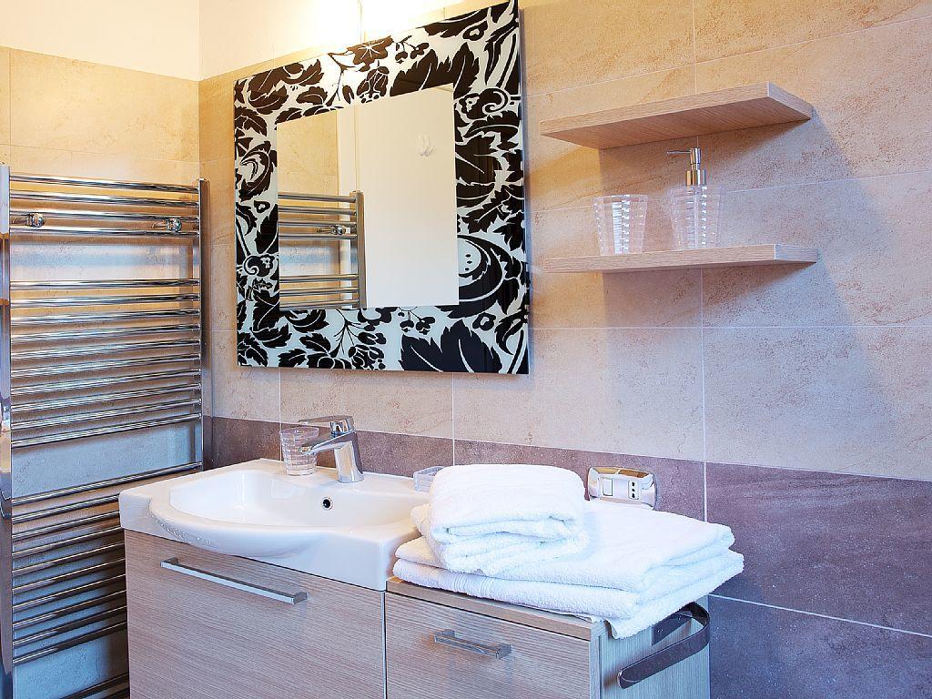 Apartment Bella Vista In Mezzegra With Pool Sleeps 6- By Italian Apartments Extérieur photo